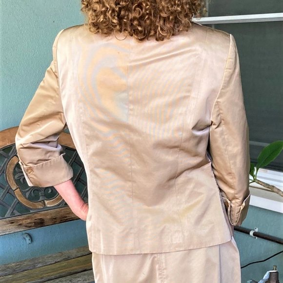 Javier Simorra Elegant, Sophisticated & Sparkly Designer Skirt Suit - Picture 13 of 16